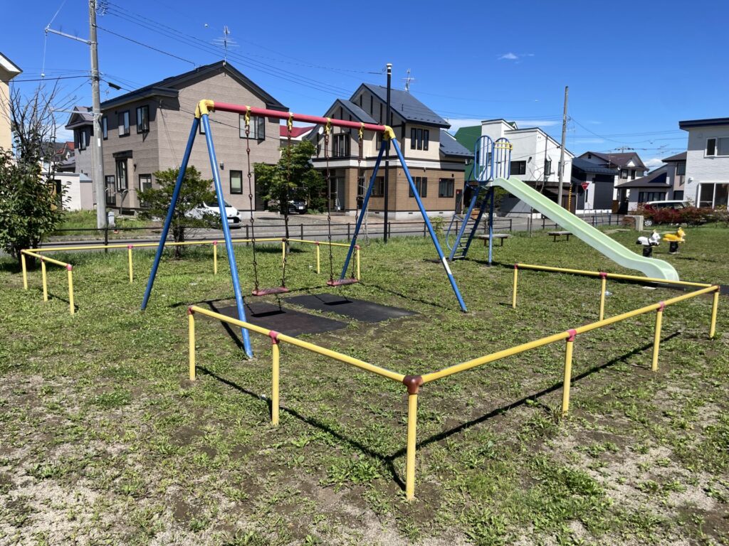 スマイル公園ブランコ