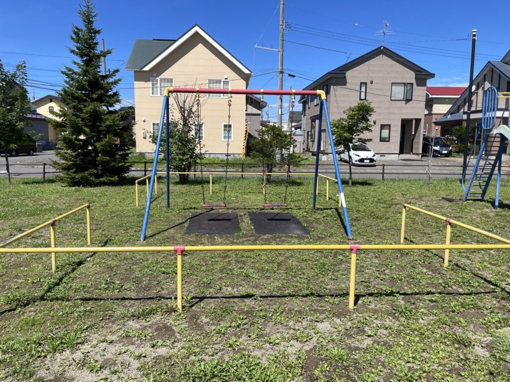 スマイル公園ブランコ