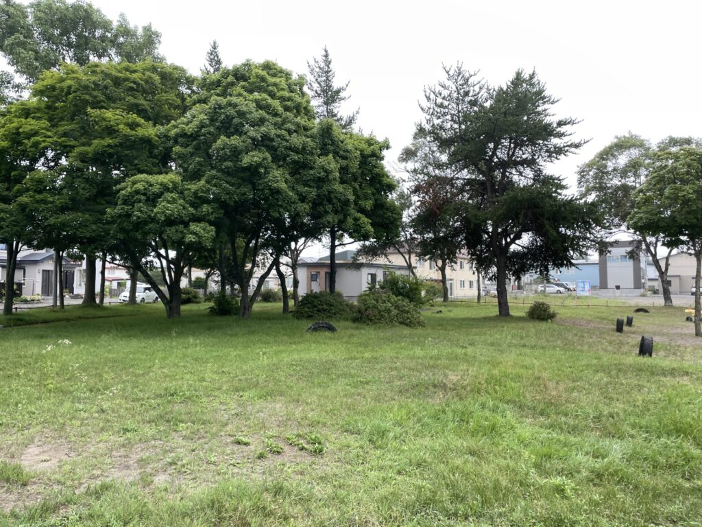 鳥取4号公園広場