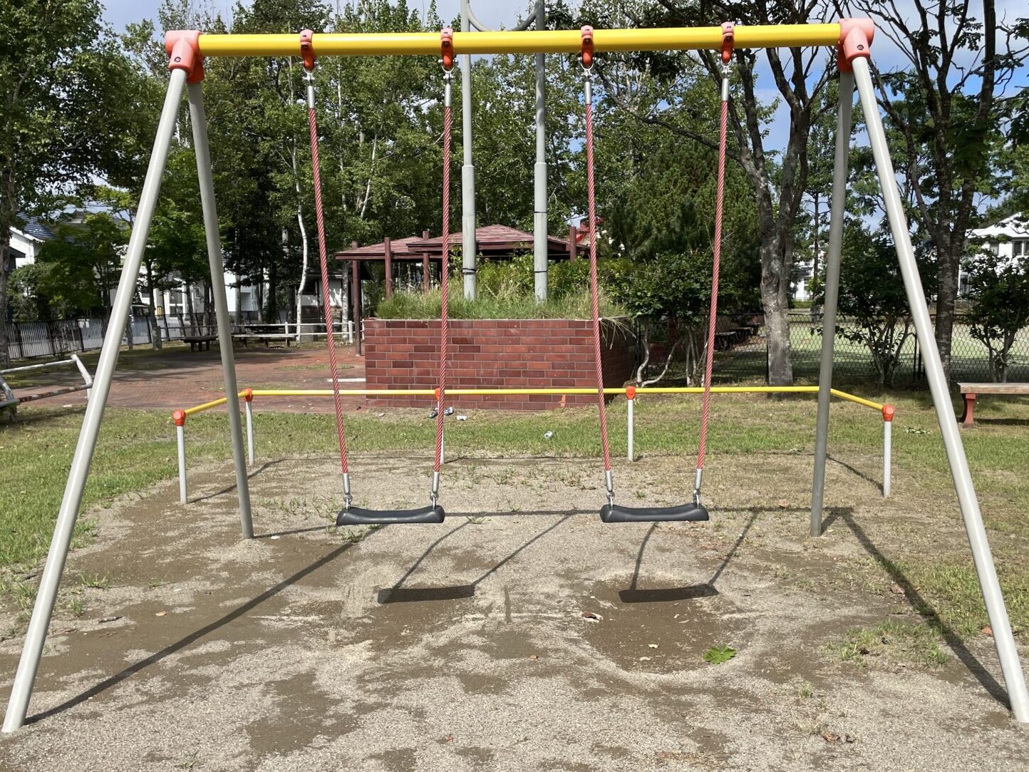 ふれあい公園ブランコ