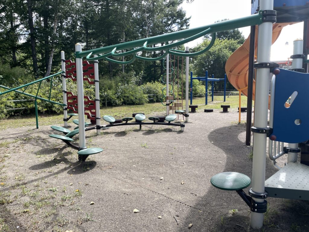 ふれあい公園アスレチックコーナー