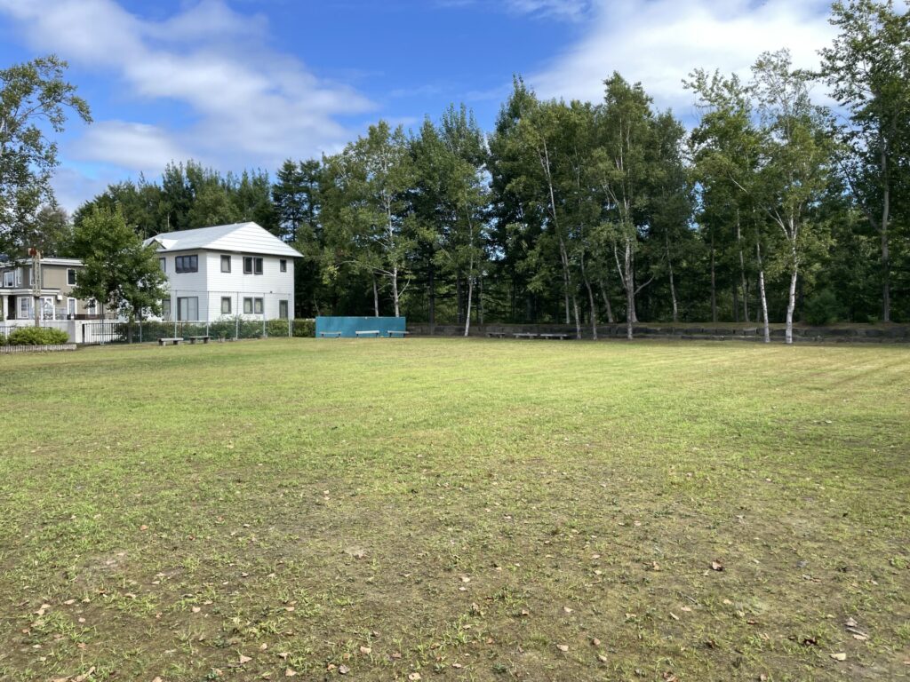 ふれあい公園広場