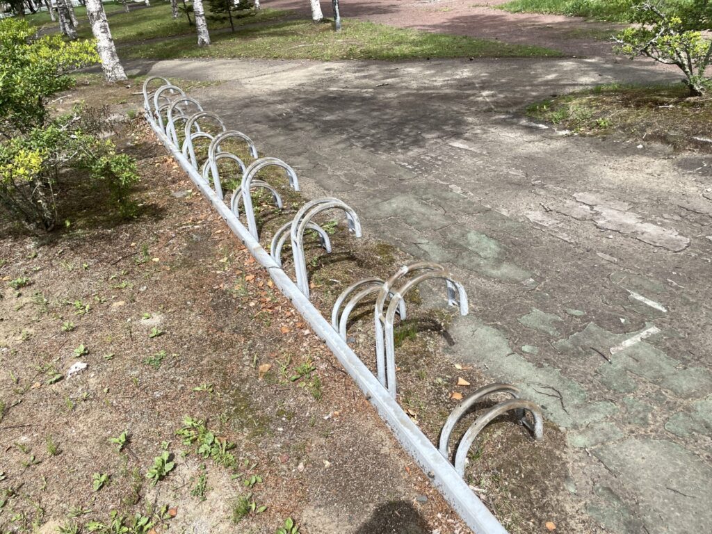 もみじ公園駐輪場