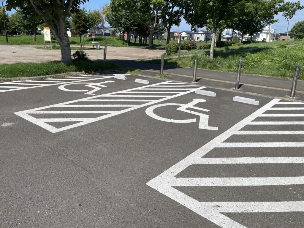 バリアフリー駐車場