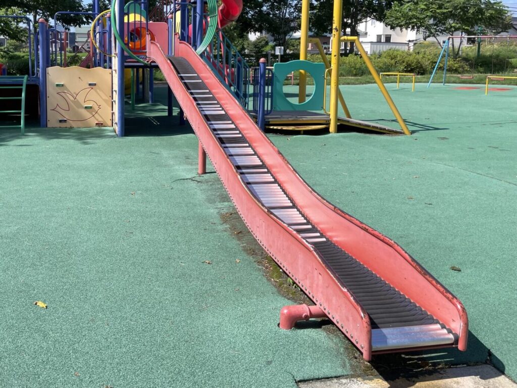 昭和中央公園滑り台