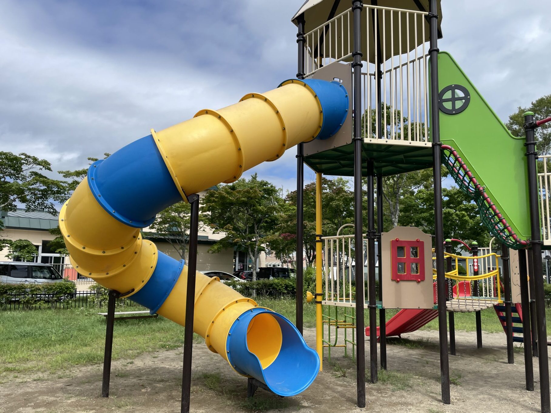 もみじ公園滑り台