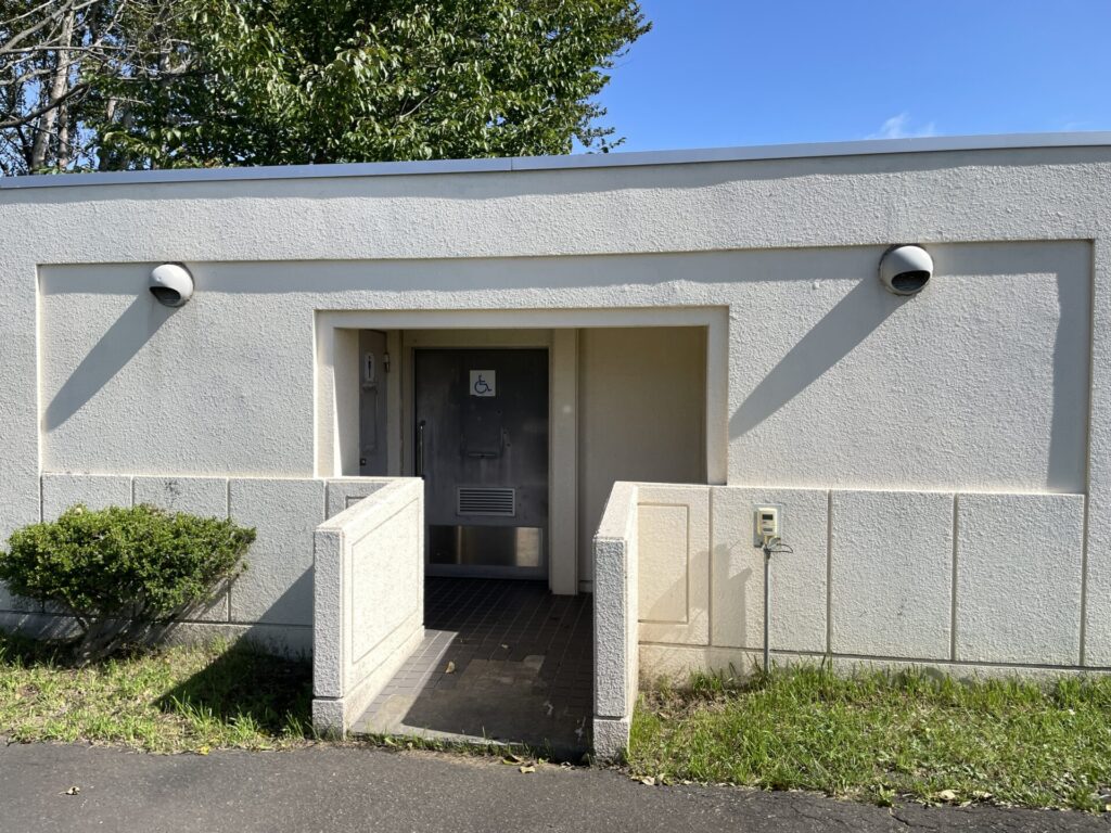 柳町公園トイレ