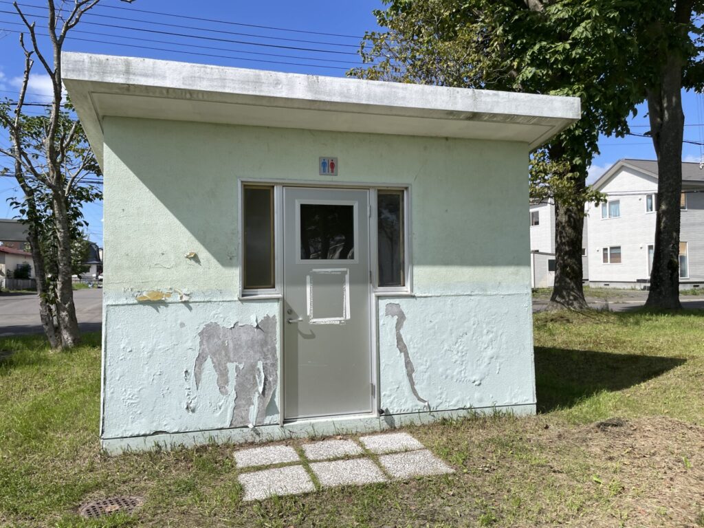 中島公園トイレ