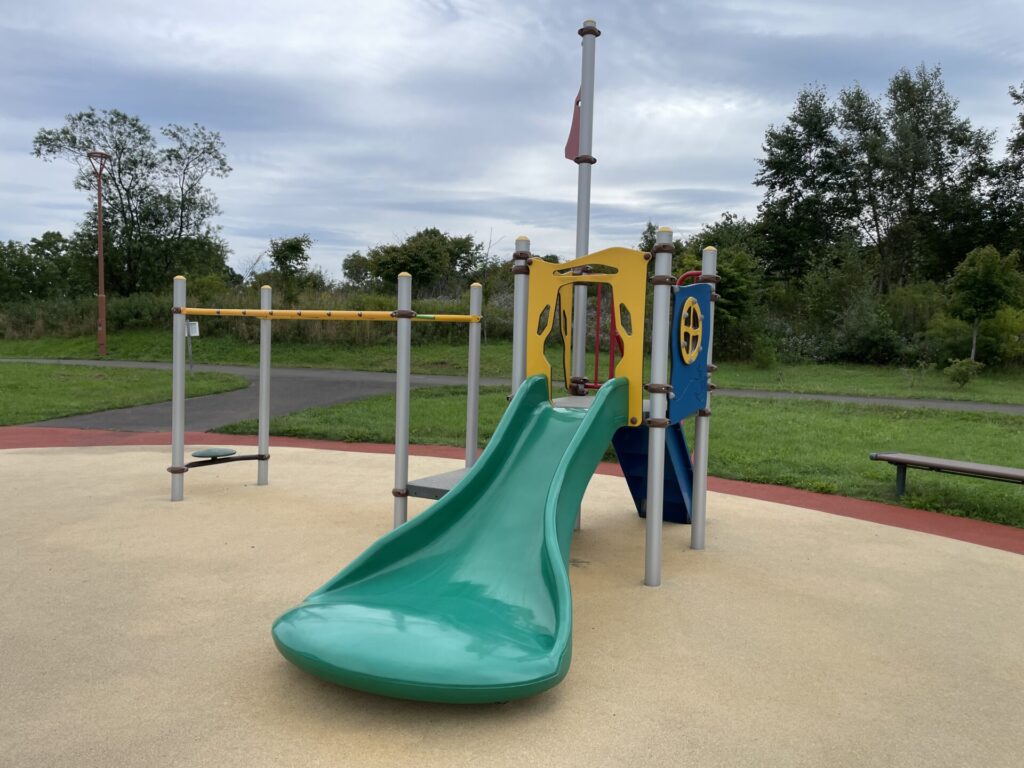 緑ヶ丘公園サブ遊具