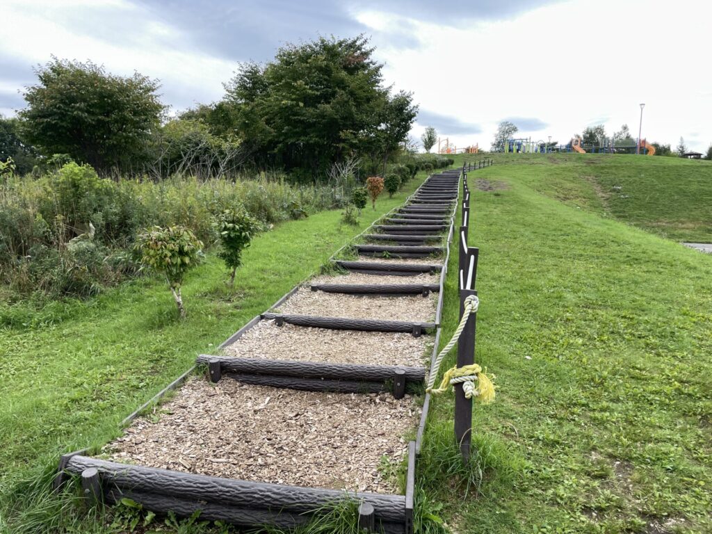 緑ヶ丘公園坂道