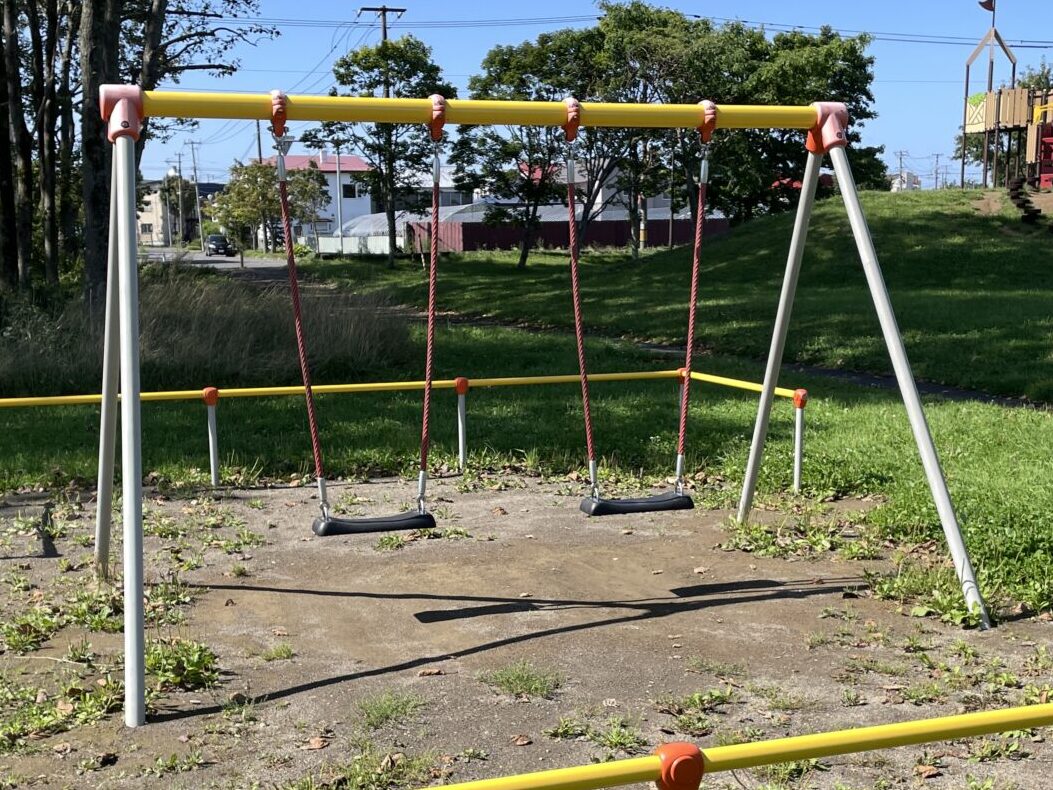 柳町公園ブランコ