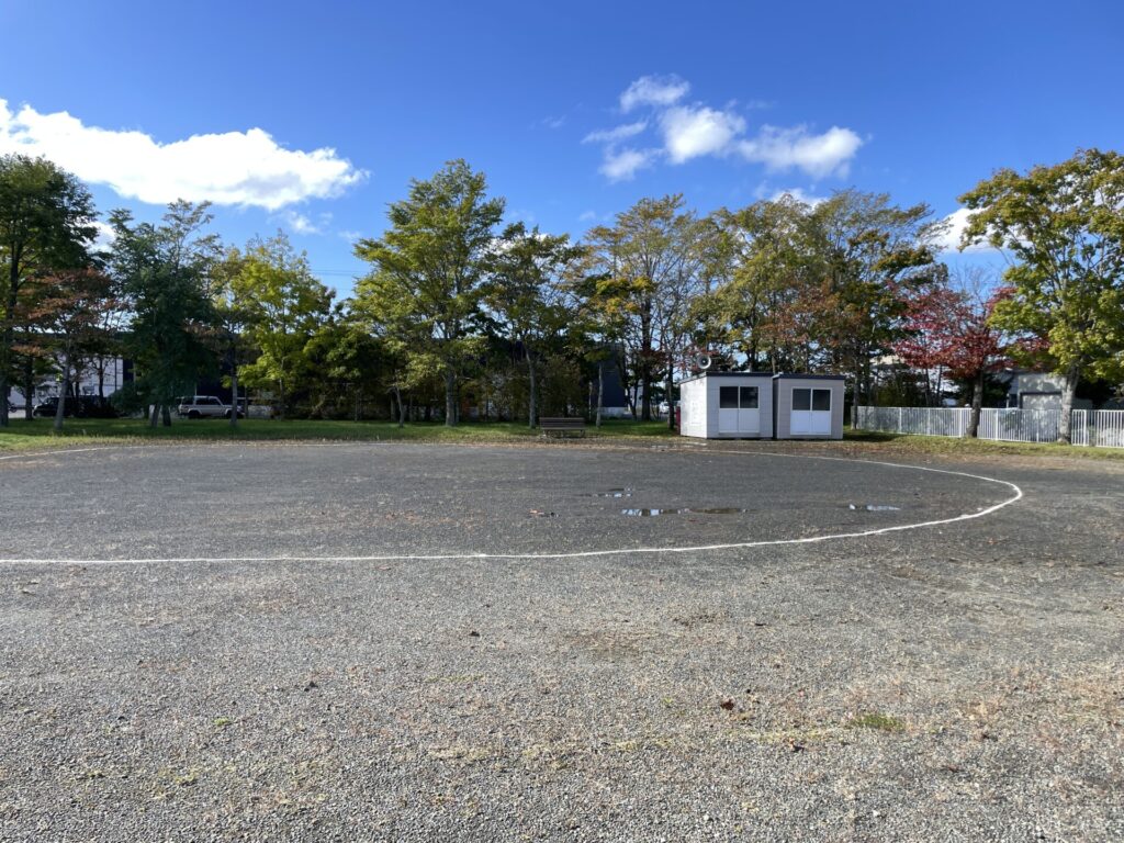 曙公園広場