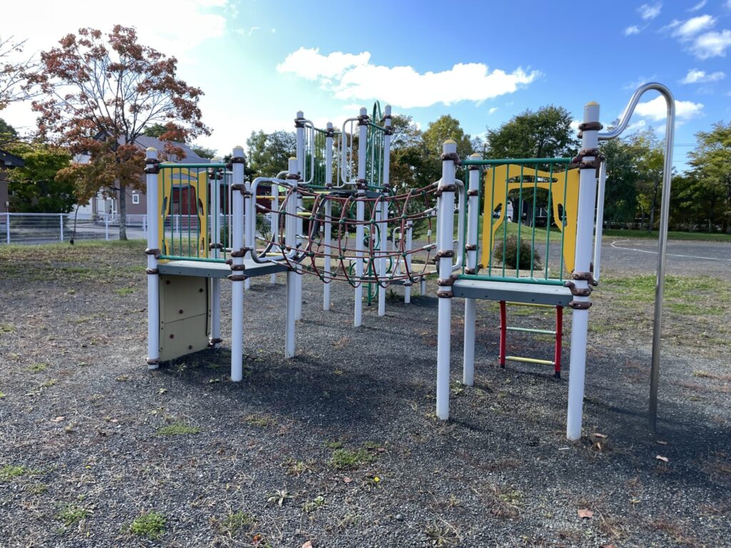 曙公園ストレッチ遊具