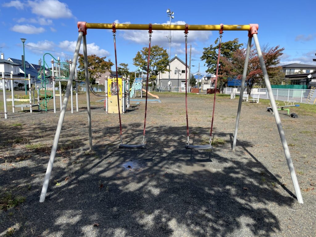 曙公園ブランコ