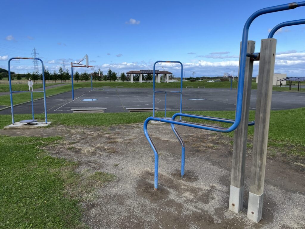 釧路町運動公園ストレッチ広場